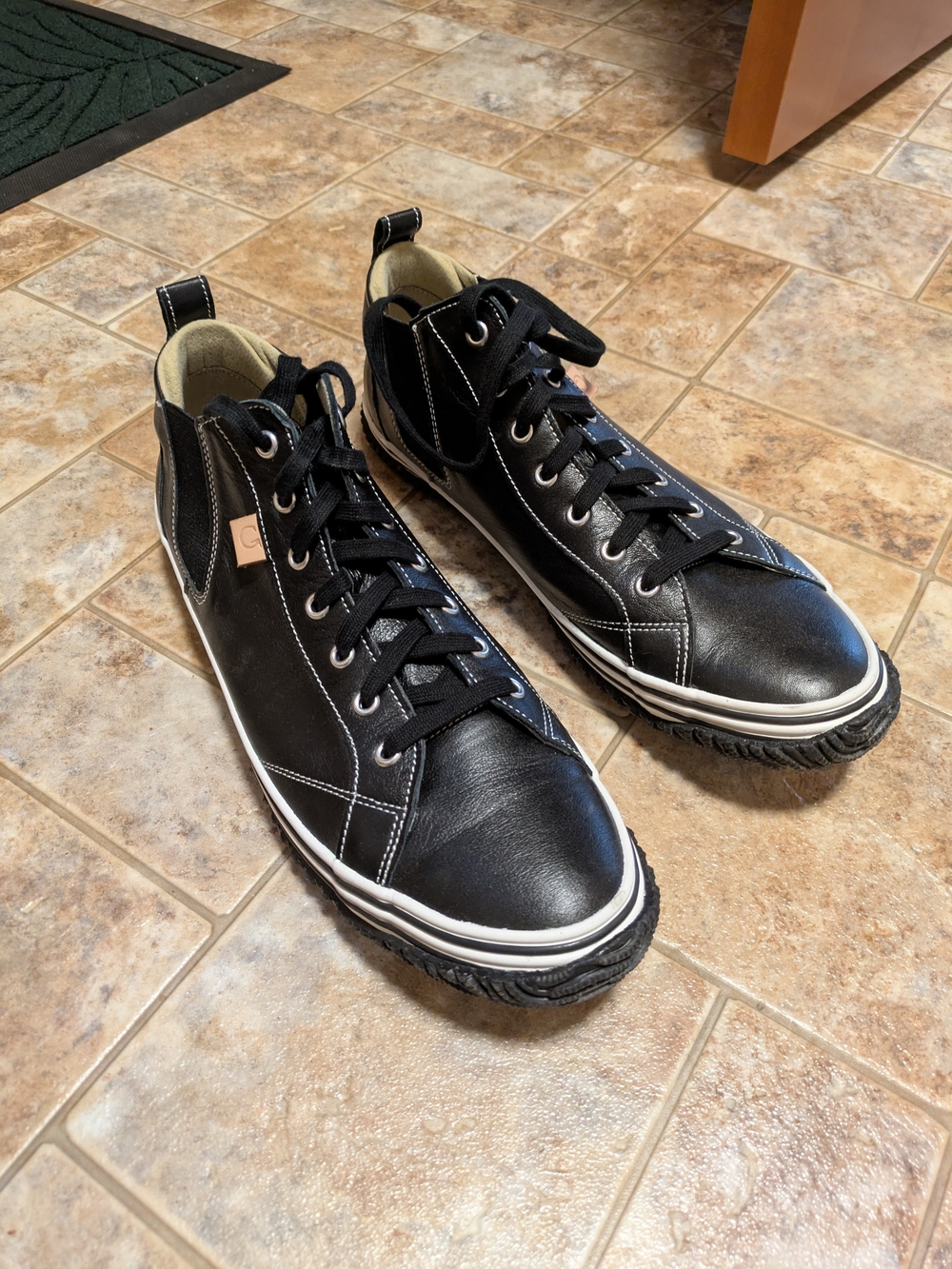 Spingle SP-442 Leather Midcut Sneakers - Black - Size LL